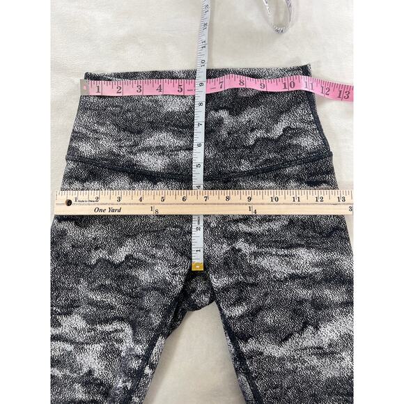 Lululemon Wunder Under High Rise Luon Hazy Days Black White 4 Gym Travel Workout - Picture 6 of 6